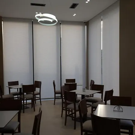 New Tirana Hotel 4*