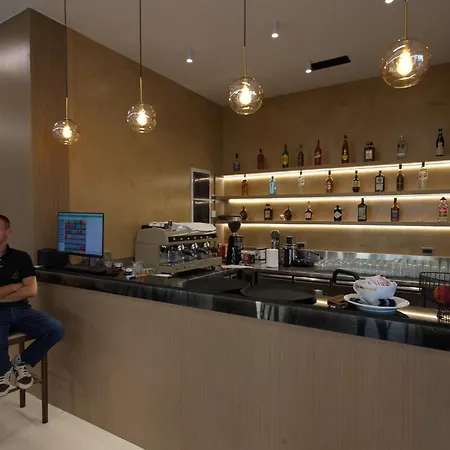 New Tirana Hotel Kamez