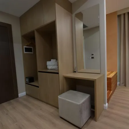 New Tirana Hotel 4*